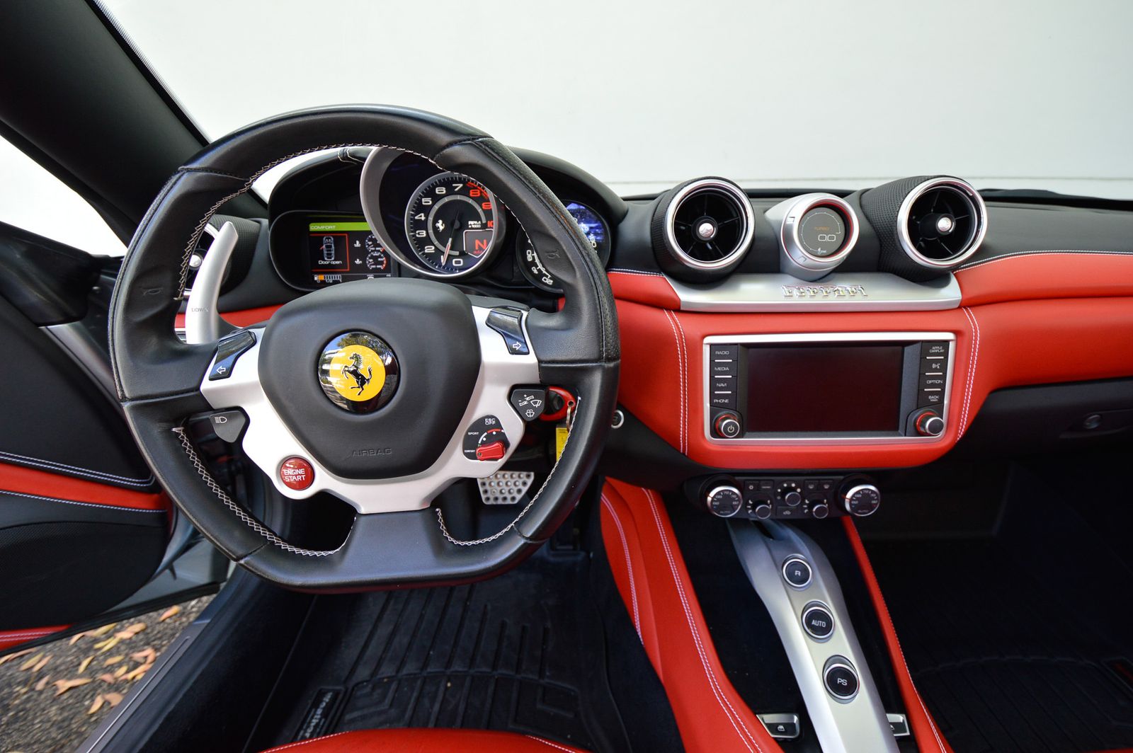 2015 Ferrari California T RWD