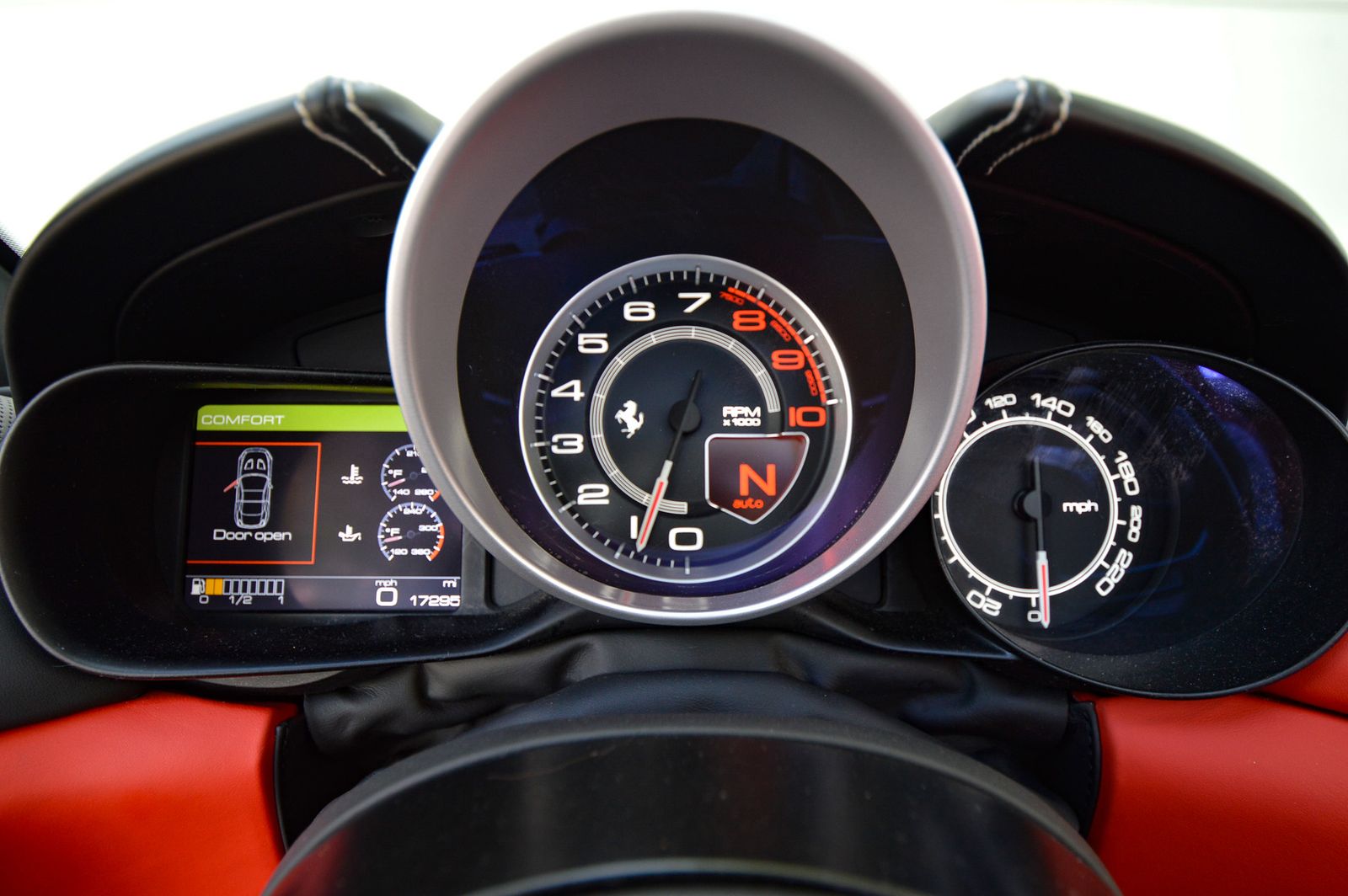 2015 Ferrari California T RWD