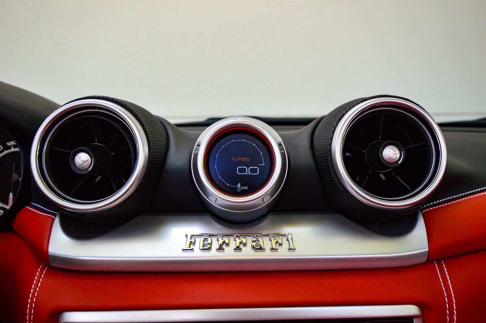 2015 Ferrari California T RWD