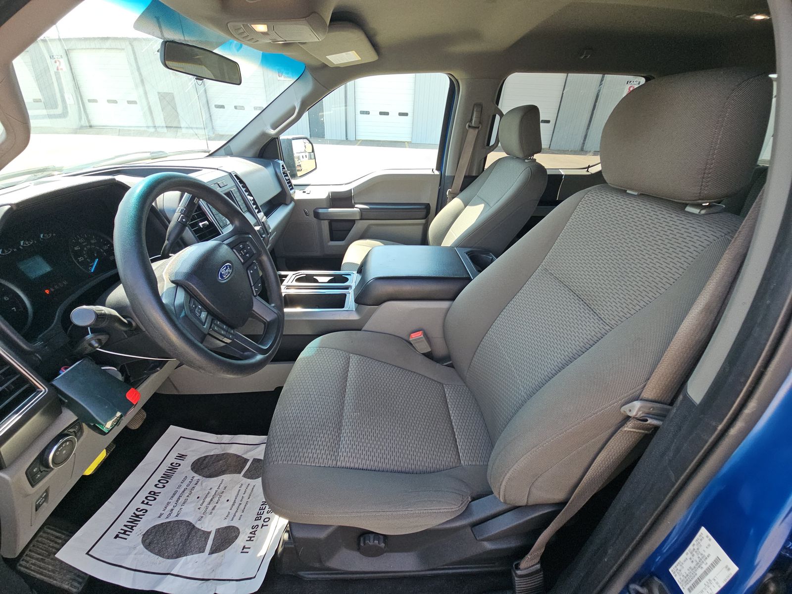 FORD F-150 - 8