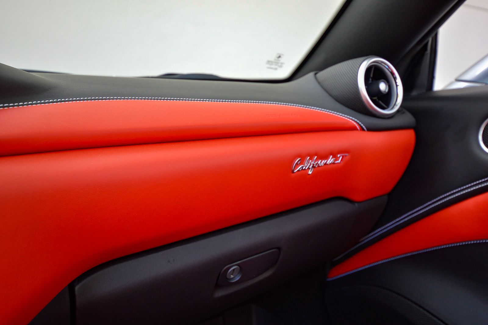 2015 Ferrari California T RWD