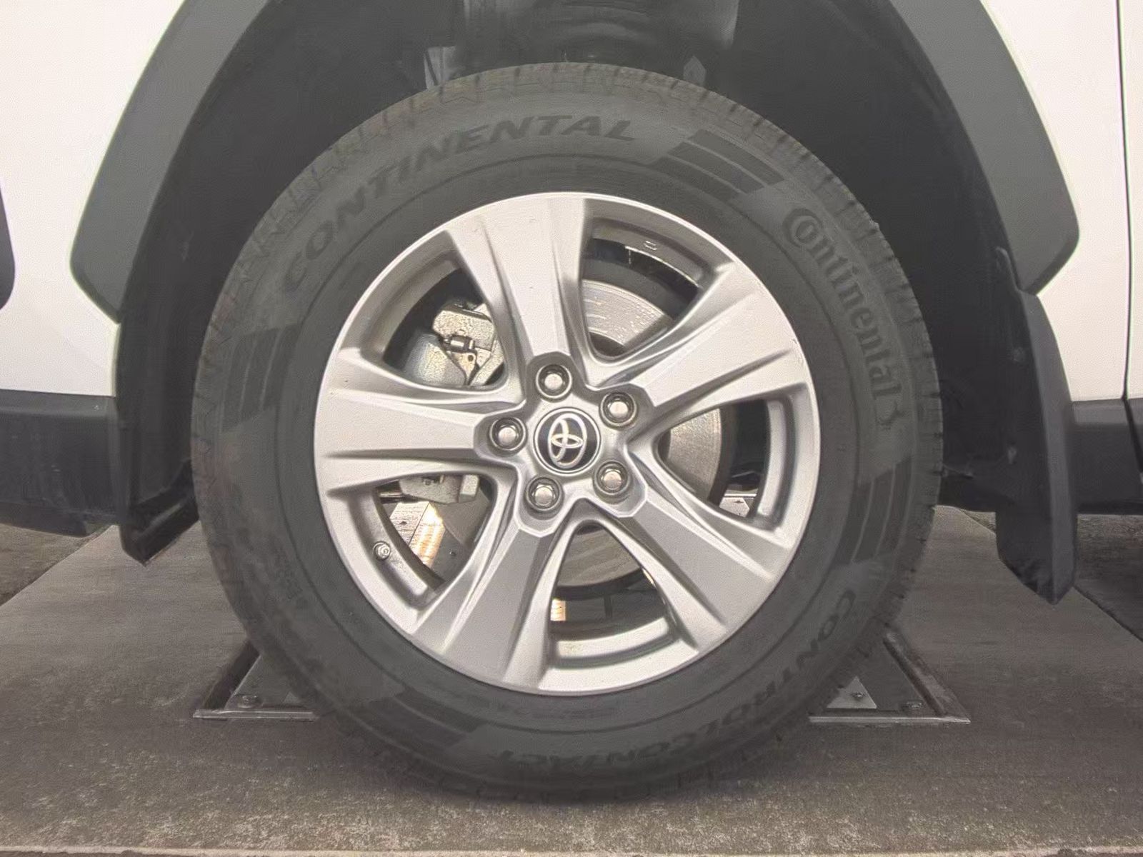 2024 Toyota RAV4 Hybrid LE AWD