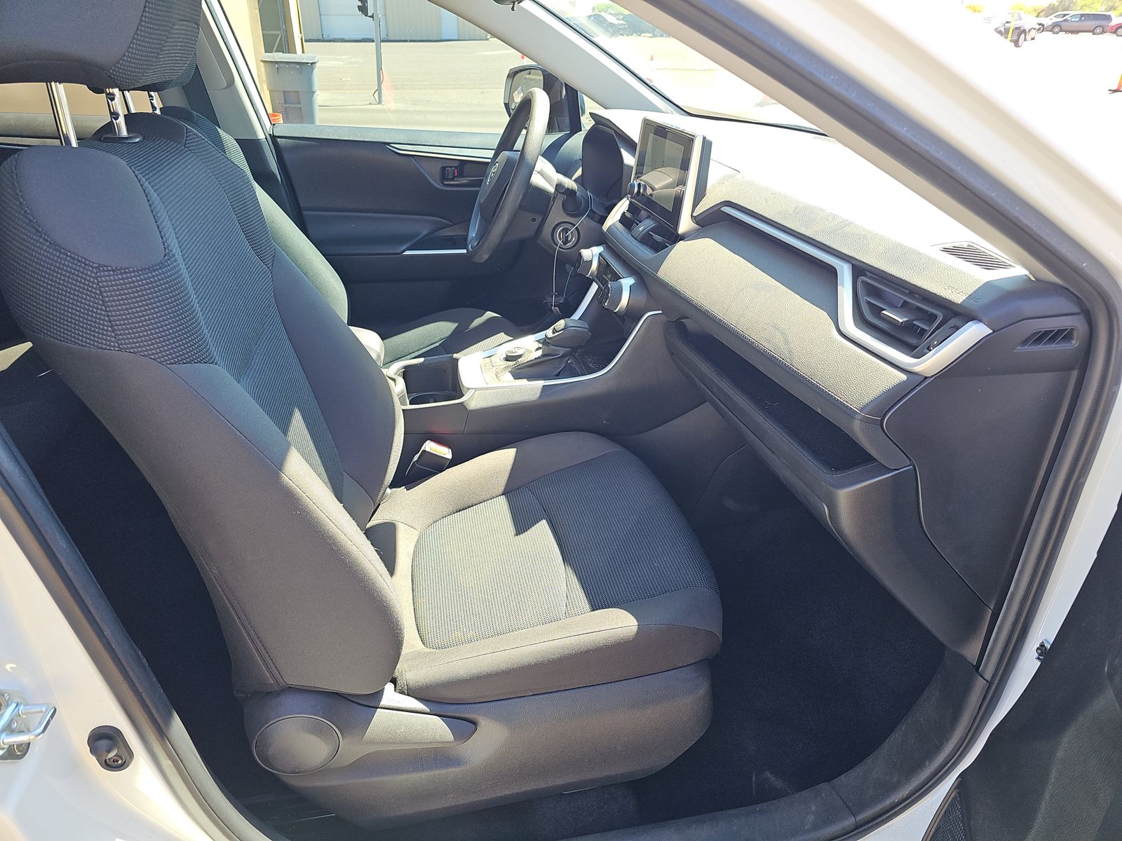 2024 Toyota RAV4 Hybrid LE AWD