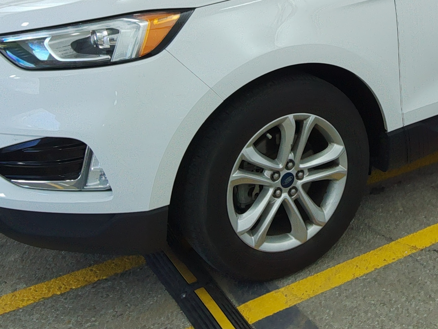 2019 Ford Edge SEL FWD