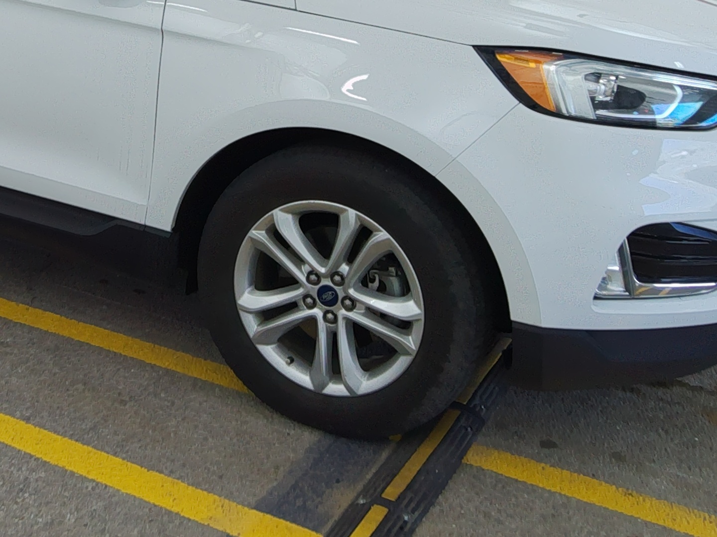 2019 Ford Edge SEL FWD