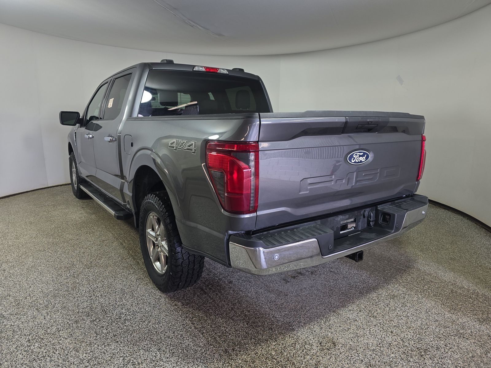 2025 Ford F-150 XLT AWD