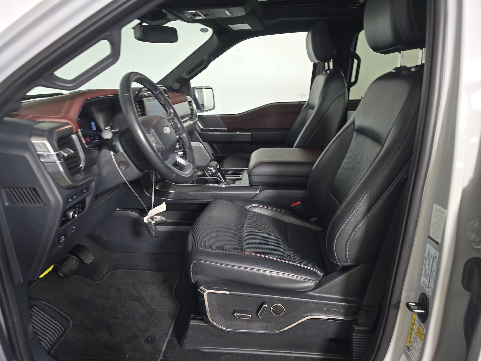 2023 Ford F-150 Lariat AWD