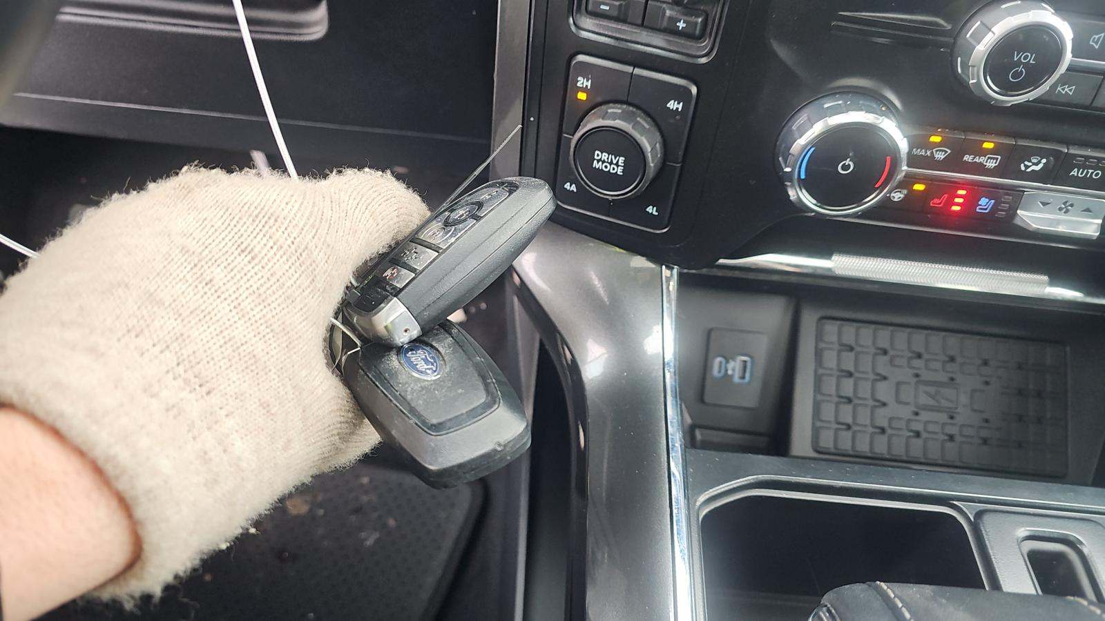 2023 Ford F-150 Lariat AWD