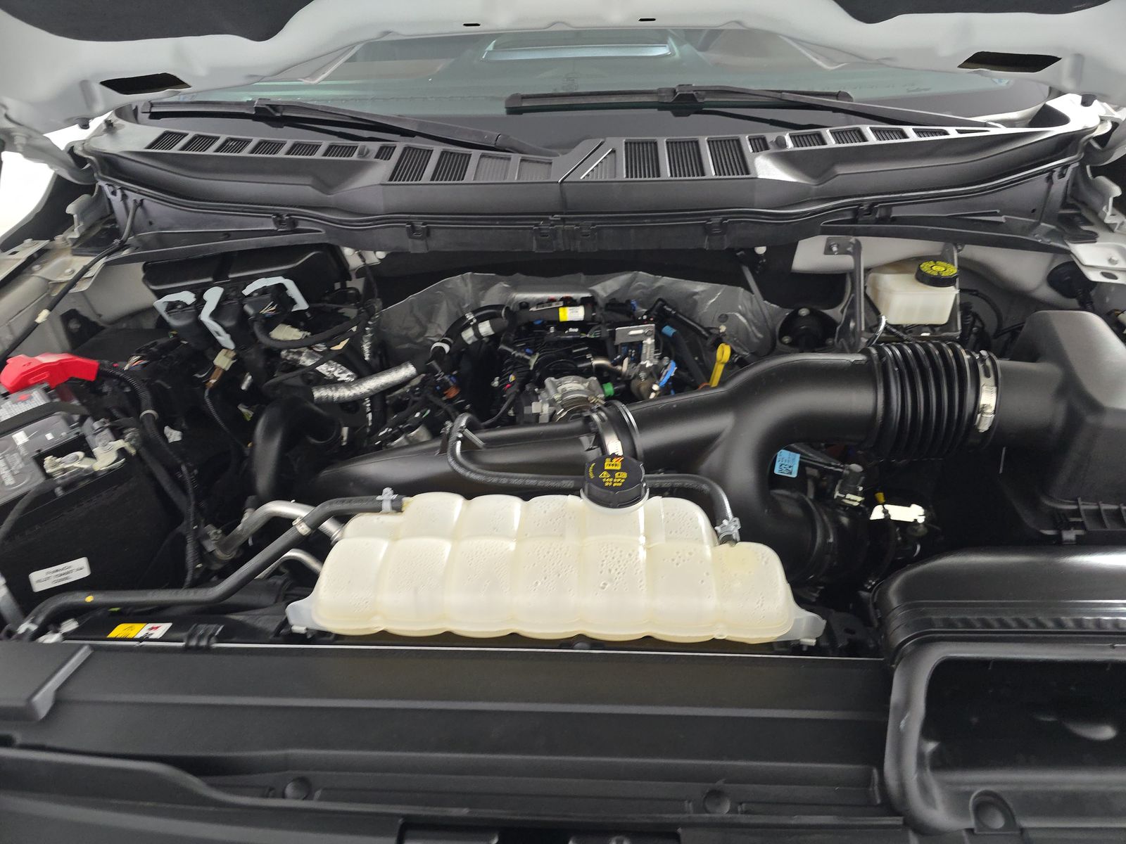 2023 Ford F-150 Lariat AWD