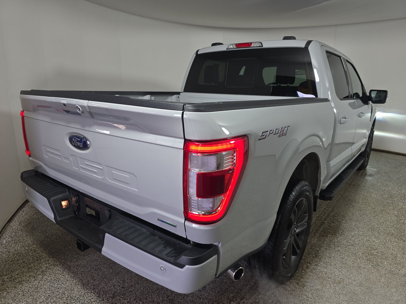 2023 Ford F-150 Lariat AWD