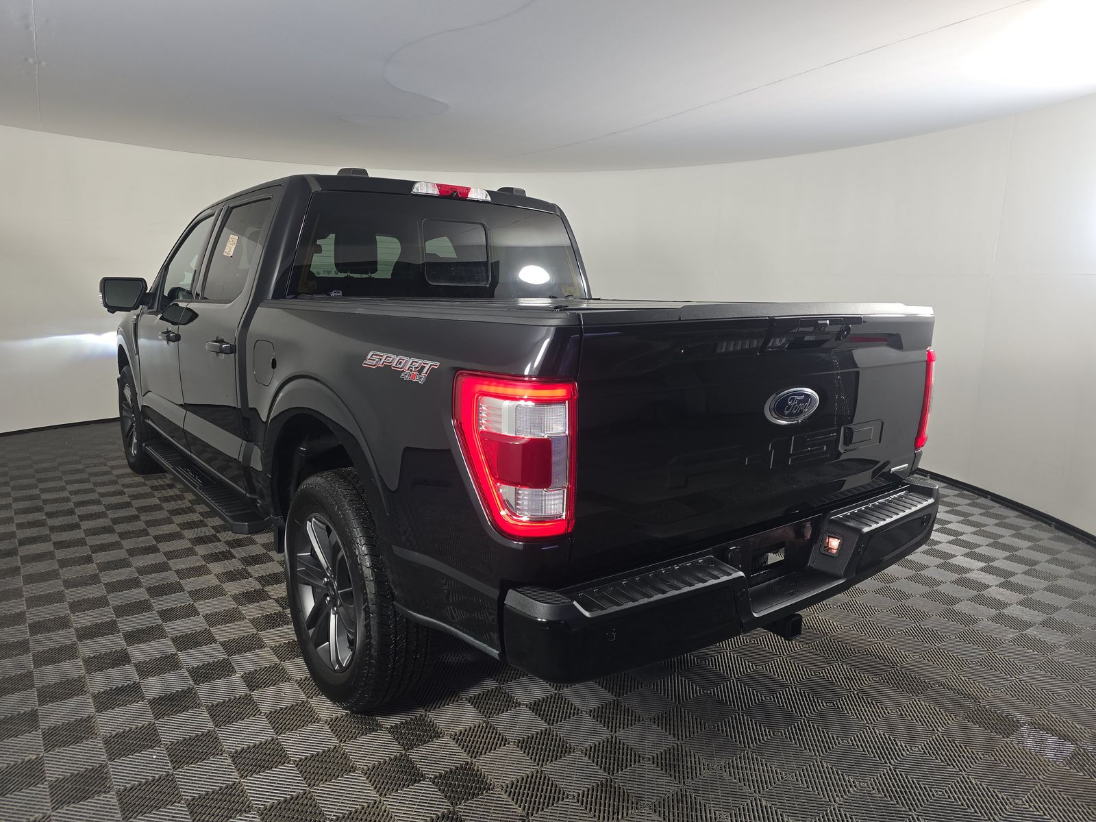 2023 Ford F-150 Lariat AWD
