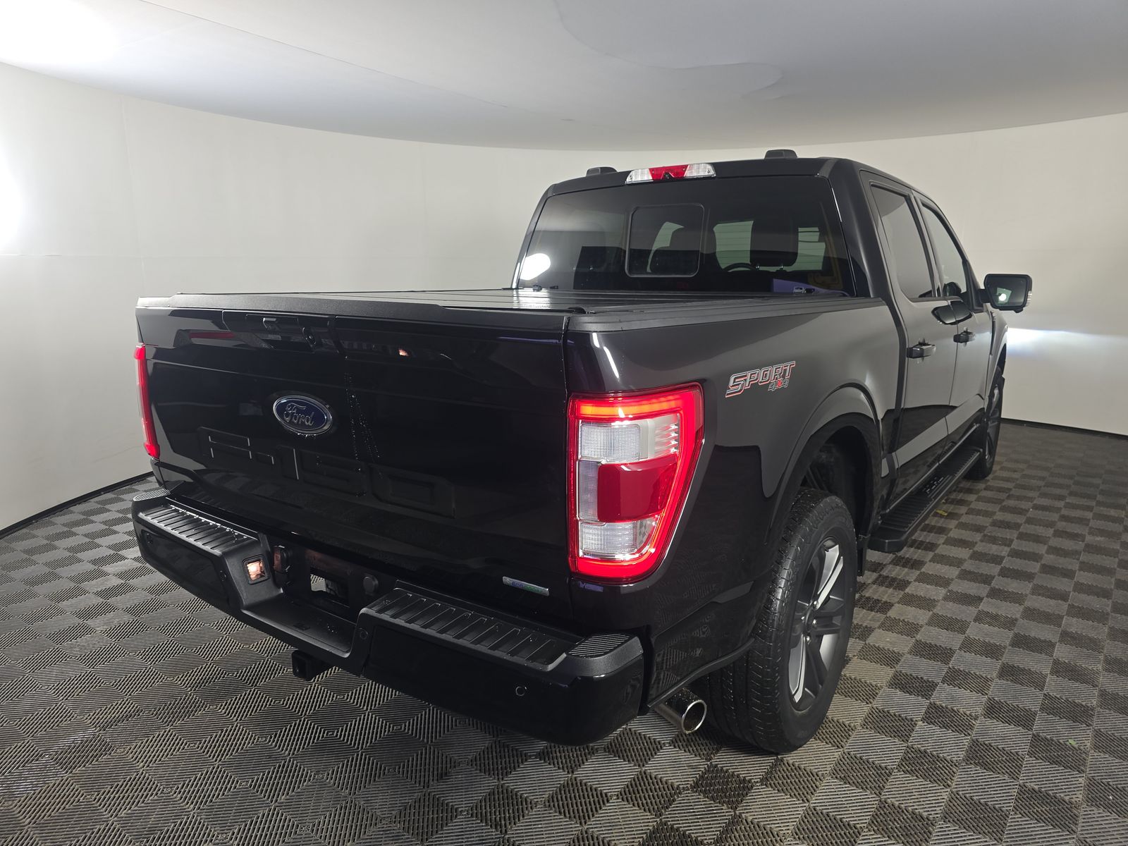 2023 Ford F-150 Lariat AWD