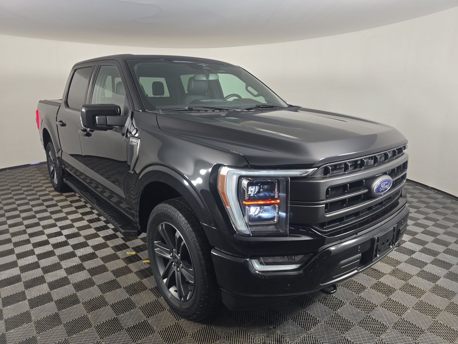 2023 Ford F-150 Lariat AWD