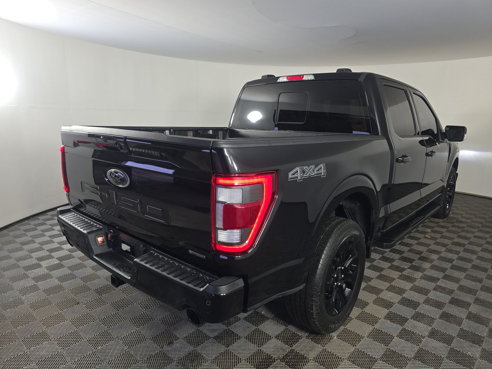 2023 Ford F-150 Lariat AWD