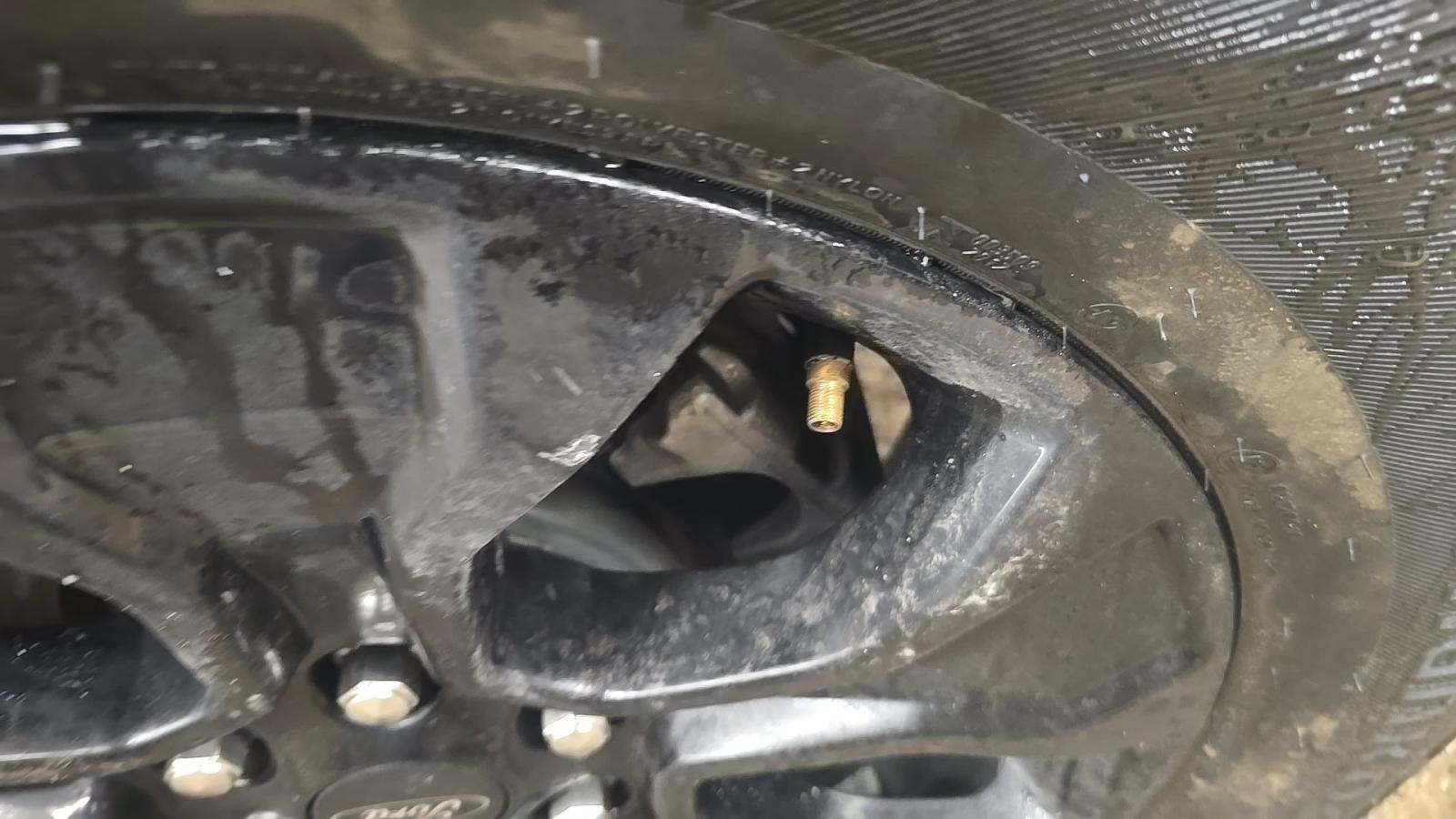 2023 Ford F-150 Lariat AWD