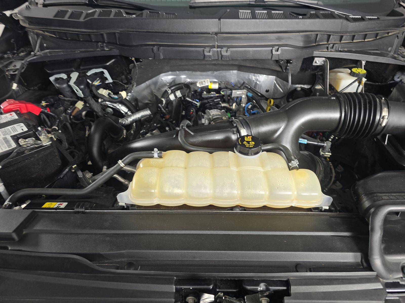 2023 Ford F-150 Lariat AWD