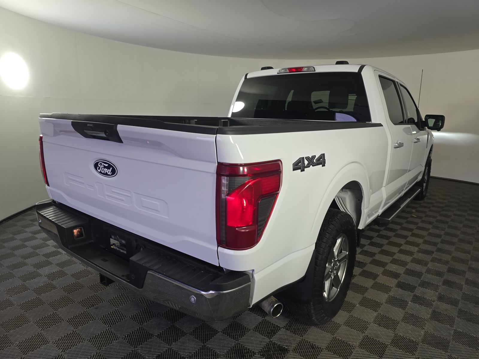 2024 Ford F-150 XLT AWD