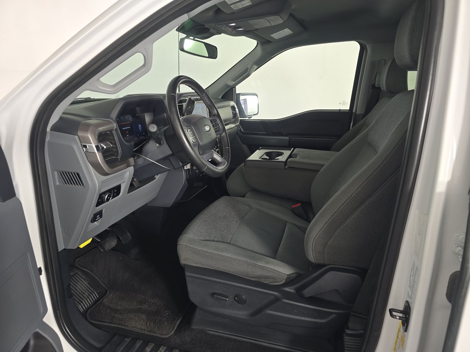 2024 Ford F-150 XLT AWD