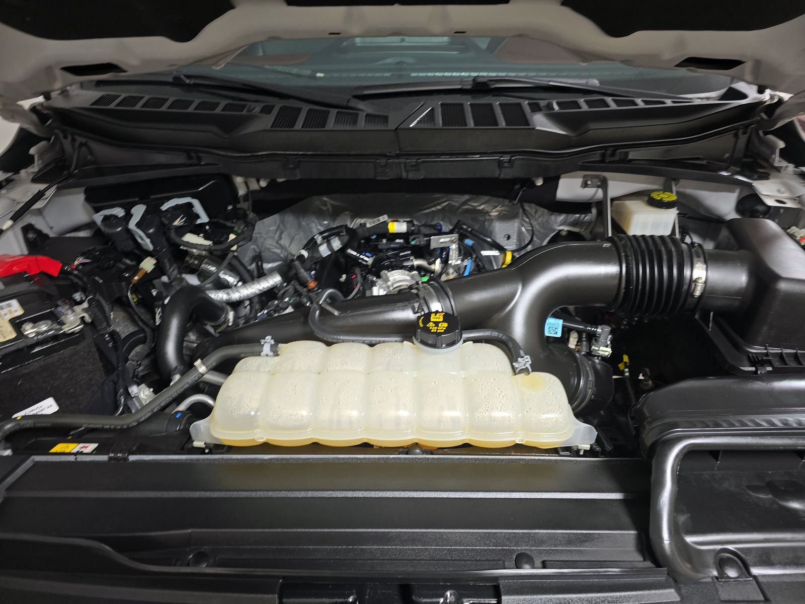 2023 Ford F-150 Lariat AWD