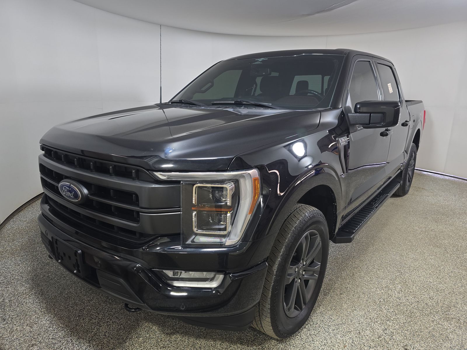2023 Ford F-150 Lariat AWD