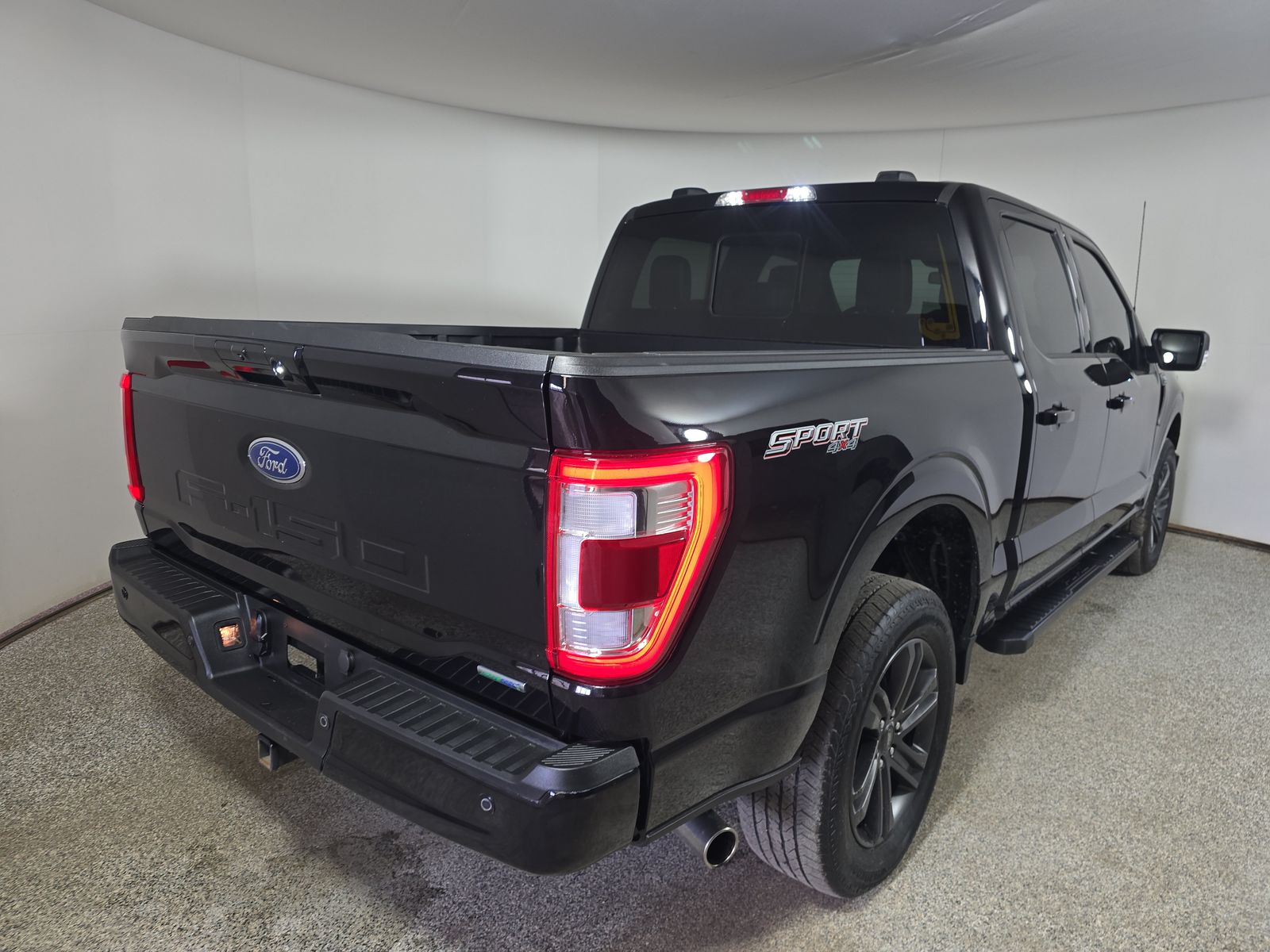 2023 Ford F-150 Lariat AWD