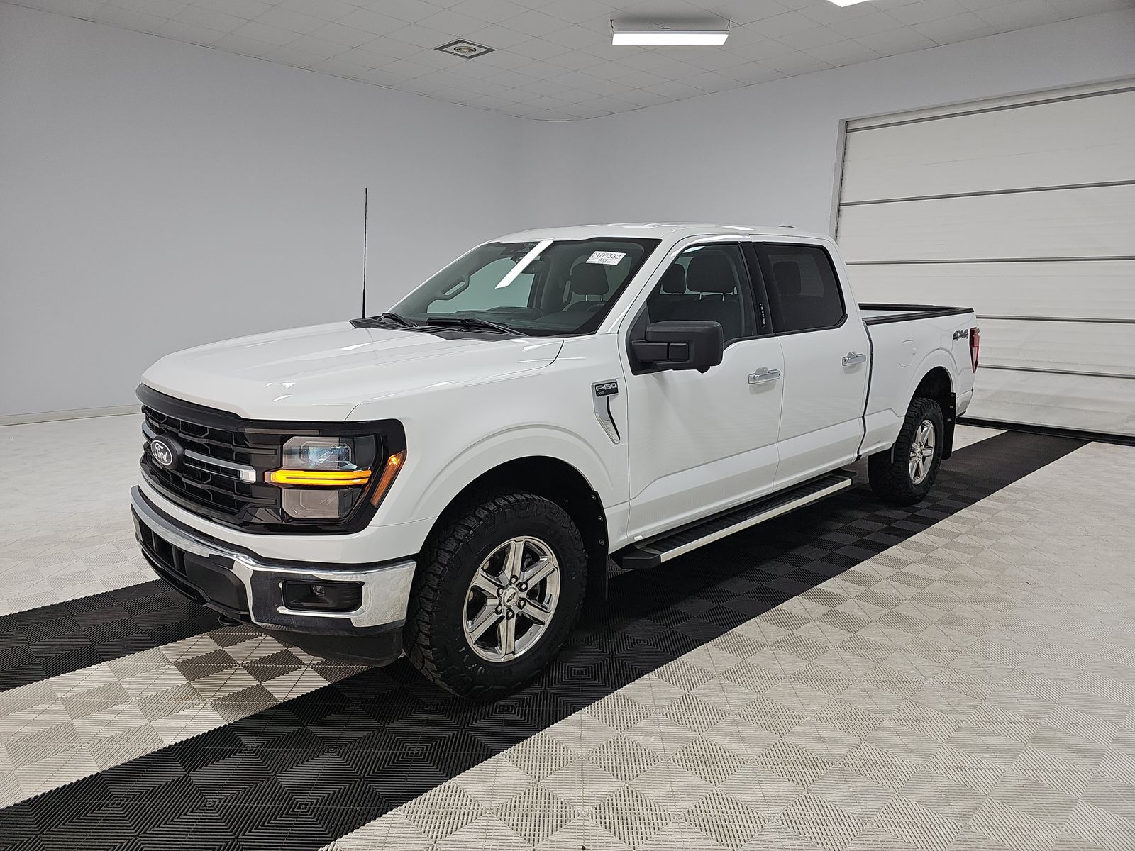 2024 Ford F-150 XLT AWD