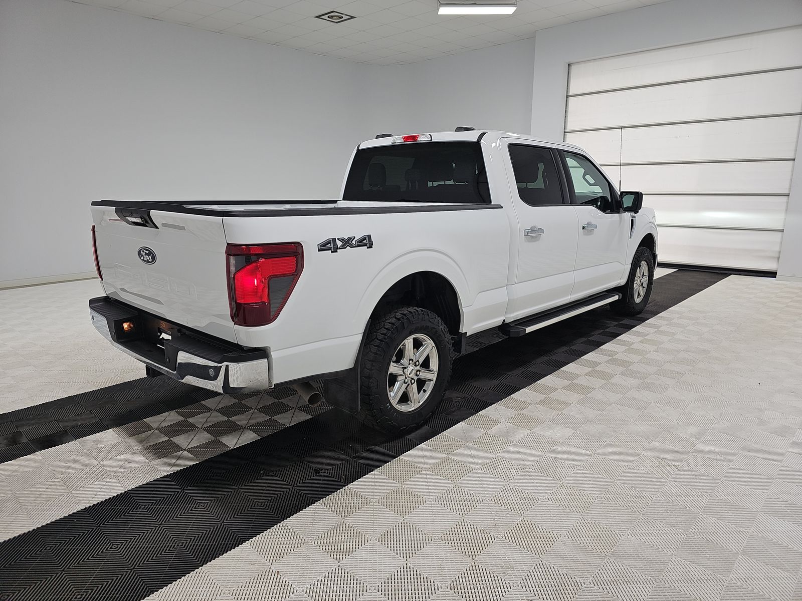 2024 Ford F-150 XLT AWD