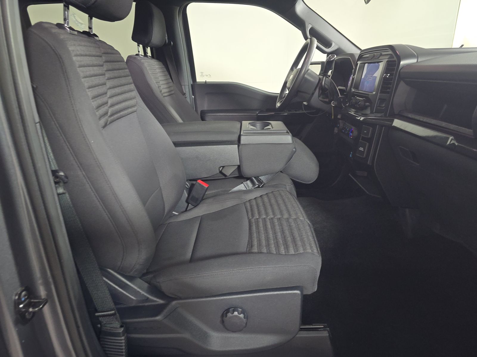 2023 Ford F-150 XL AWD