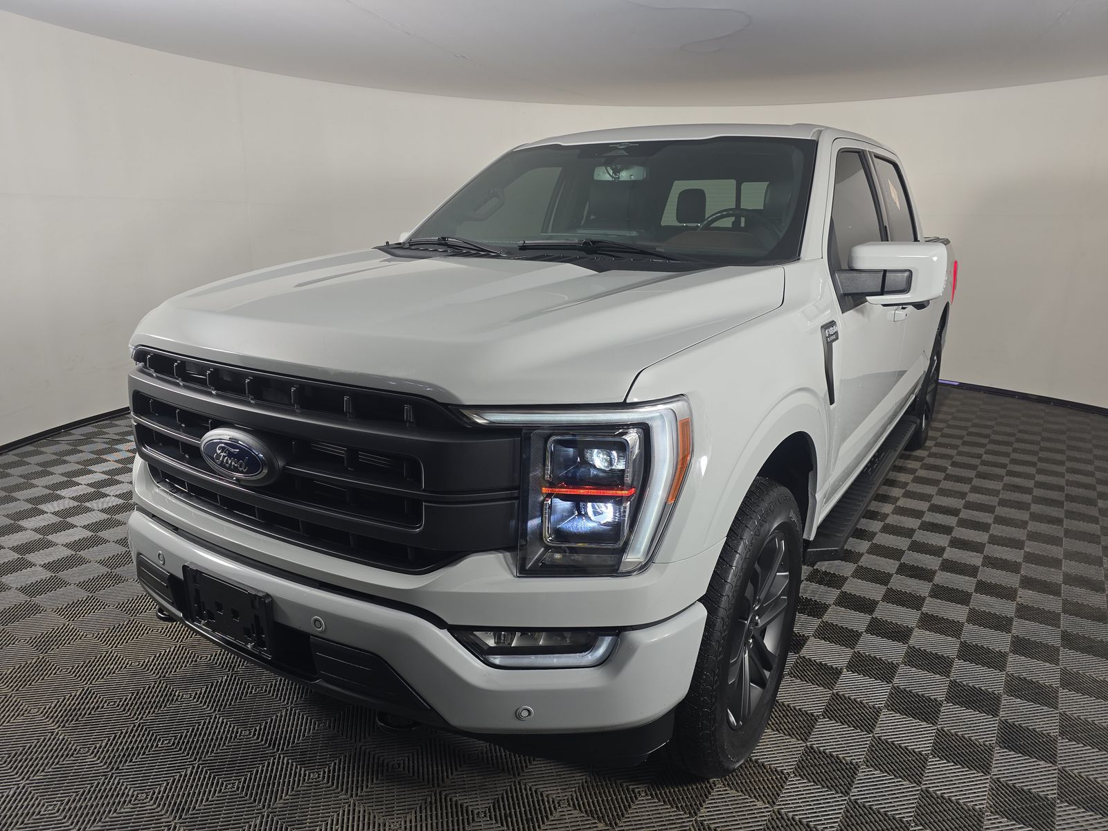 2023 Ford F-150 Lariat AWD