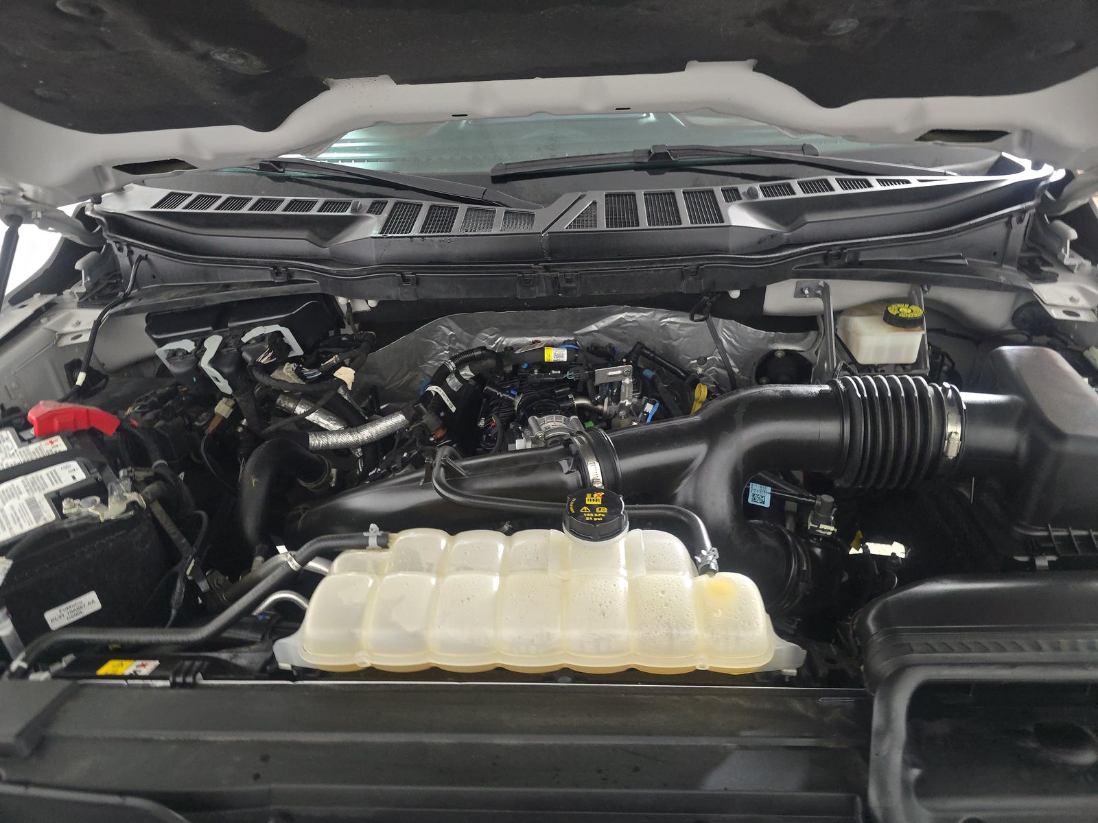 2023 Ford F-150 Lariat AWD