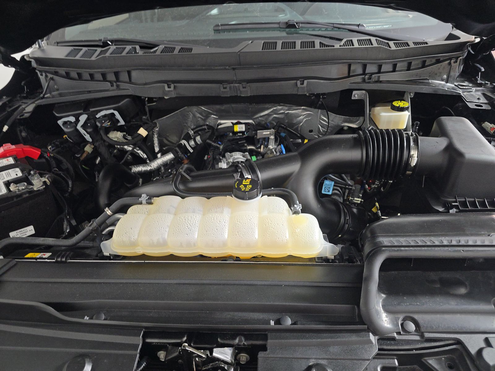 2023 Ford F-150 Lariat AWD