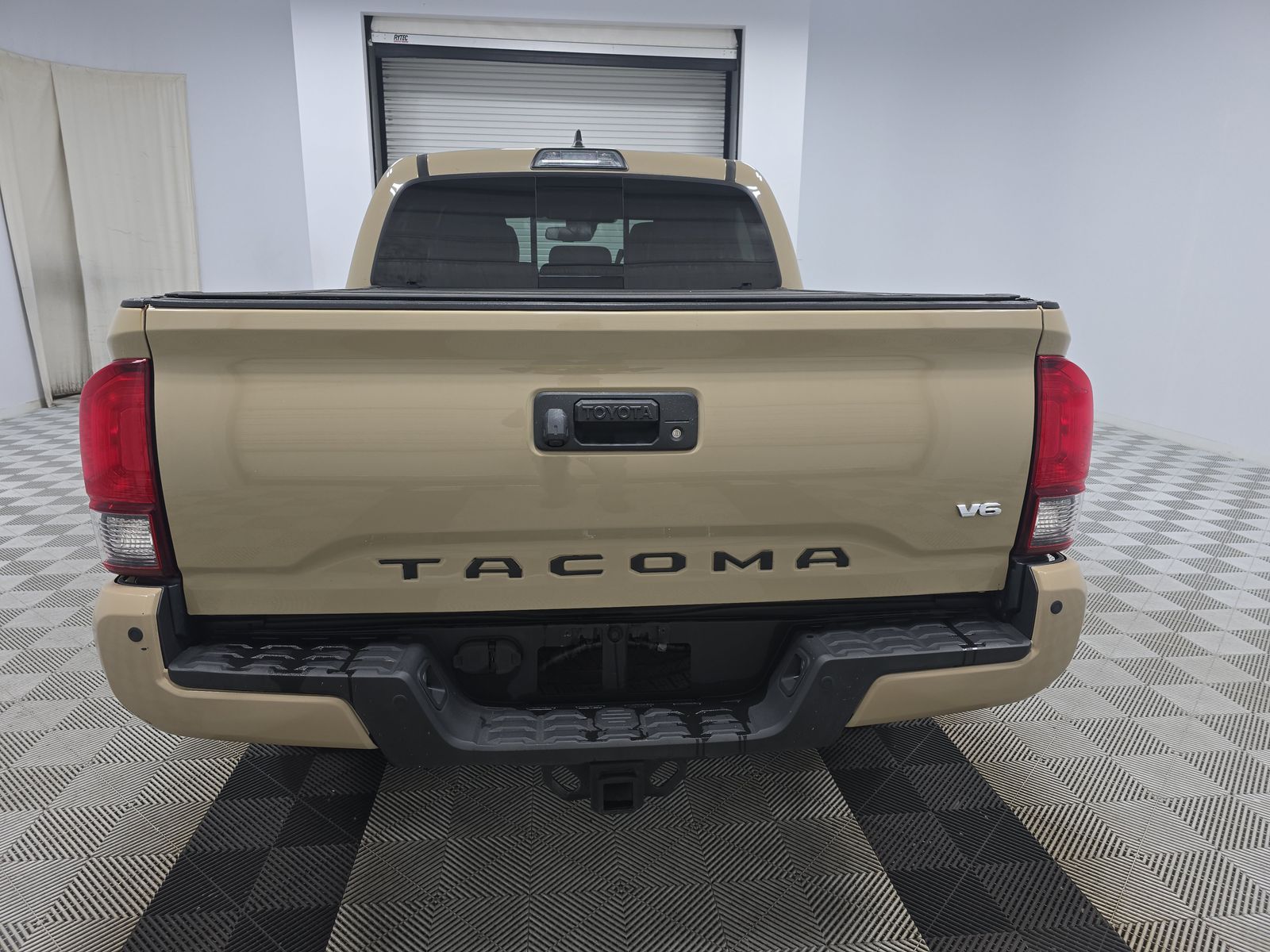2018 Toyota Tacoma TRD Sport RWD