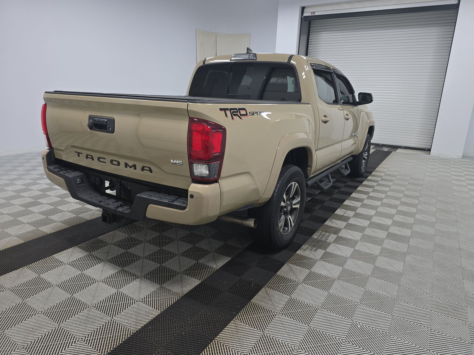 2018 Toyota Tacoma TRD Sport RWD