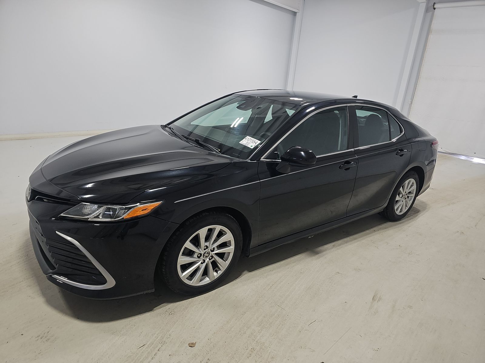 2022 Toyota Camry LE FWD