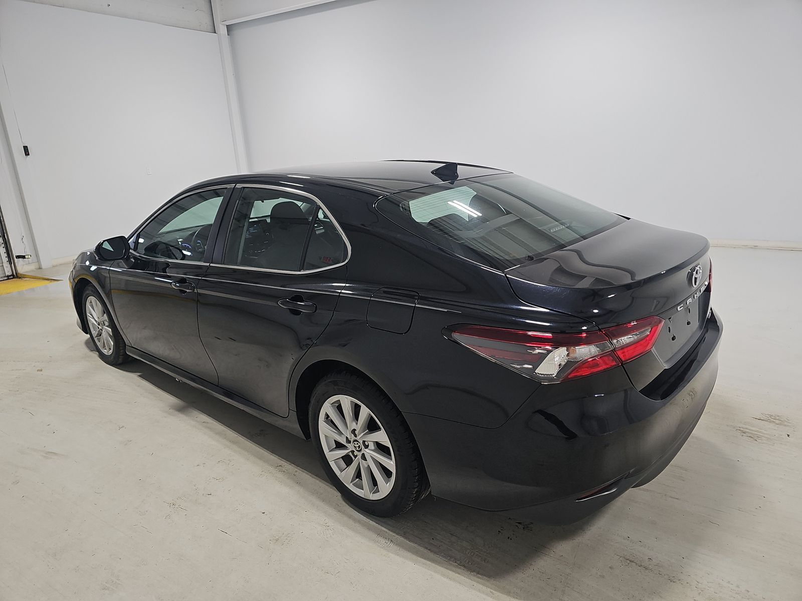 2022 Toyota Camry LE FWD