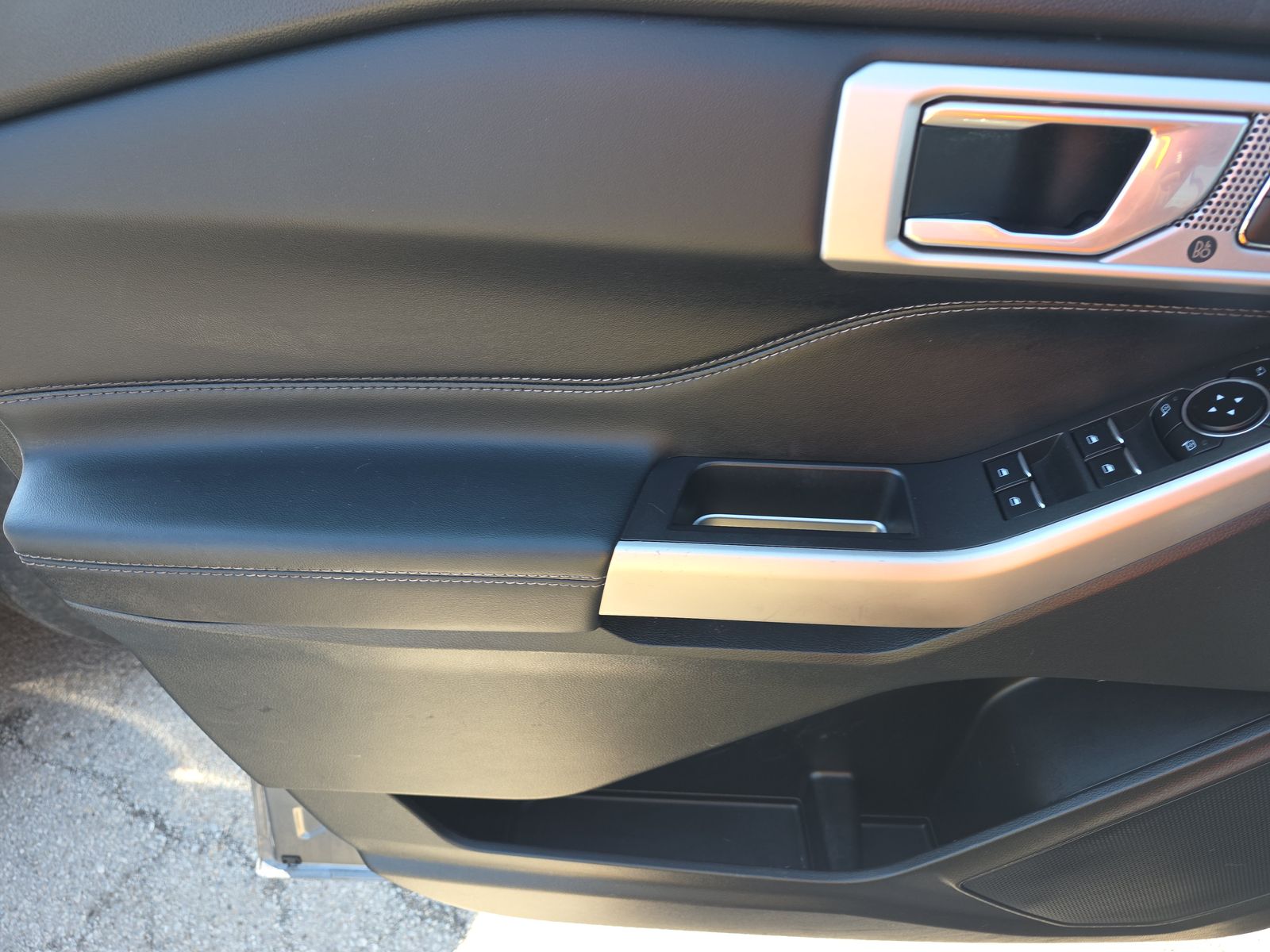 2023 Ford Explorer Limited AWD