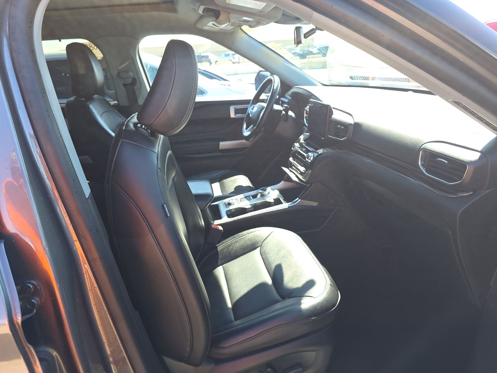 2023 Ford Explorer Limited AWD