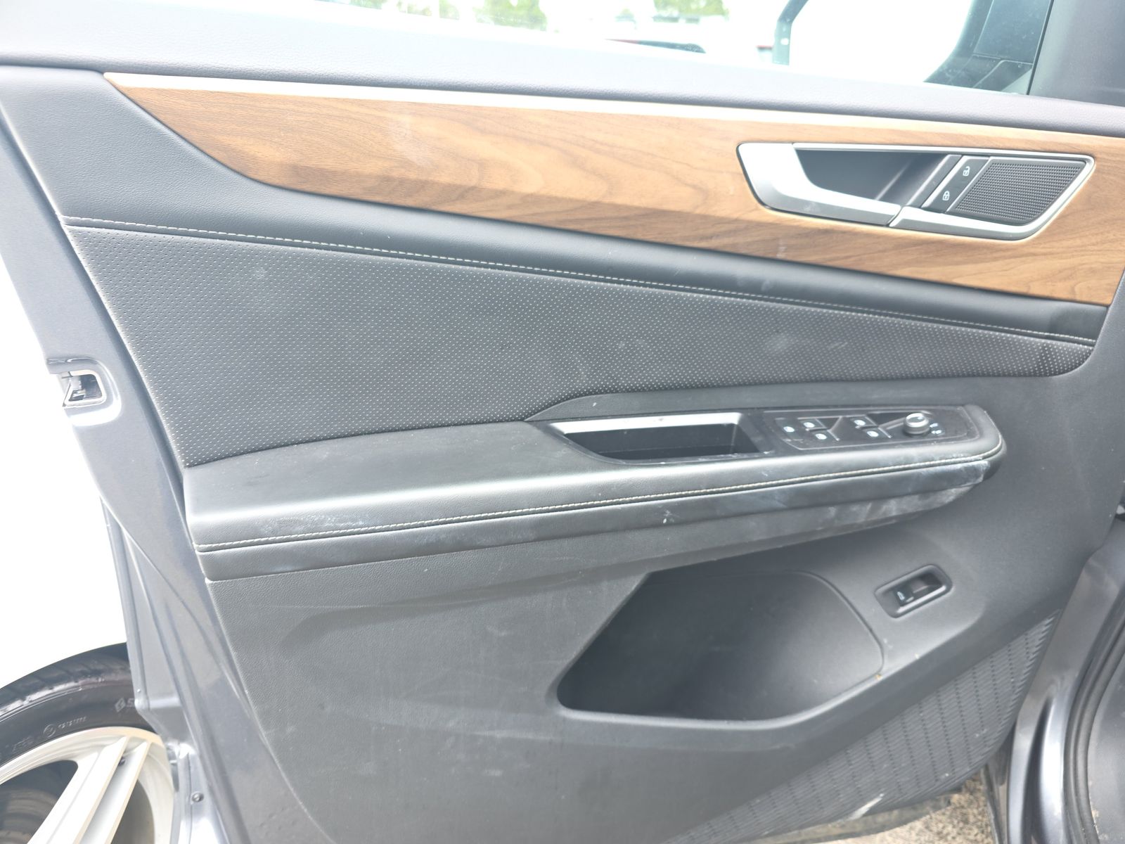 2024 Volkswagen Atlas 2.0T SE FWD