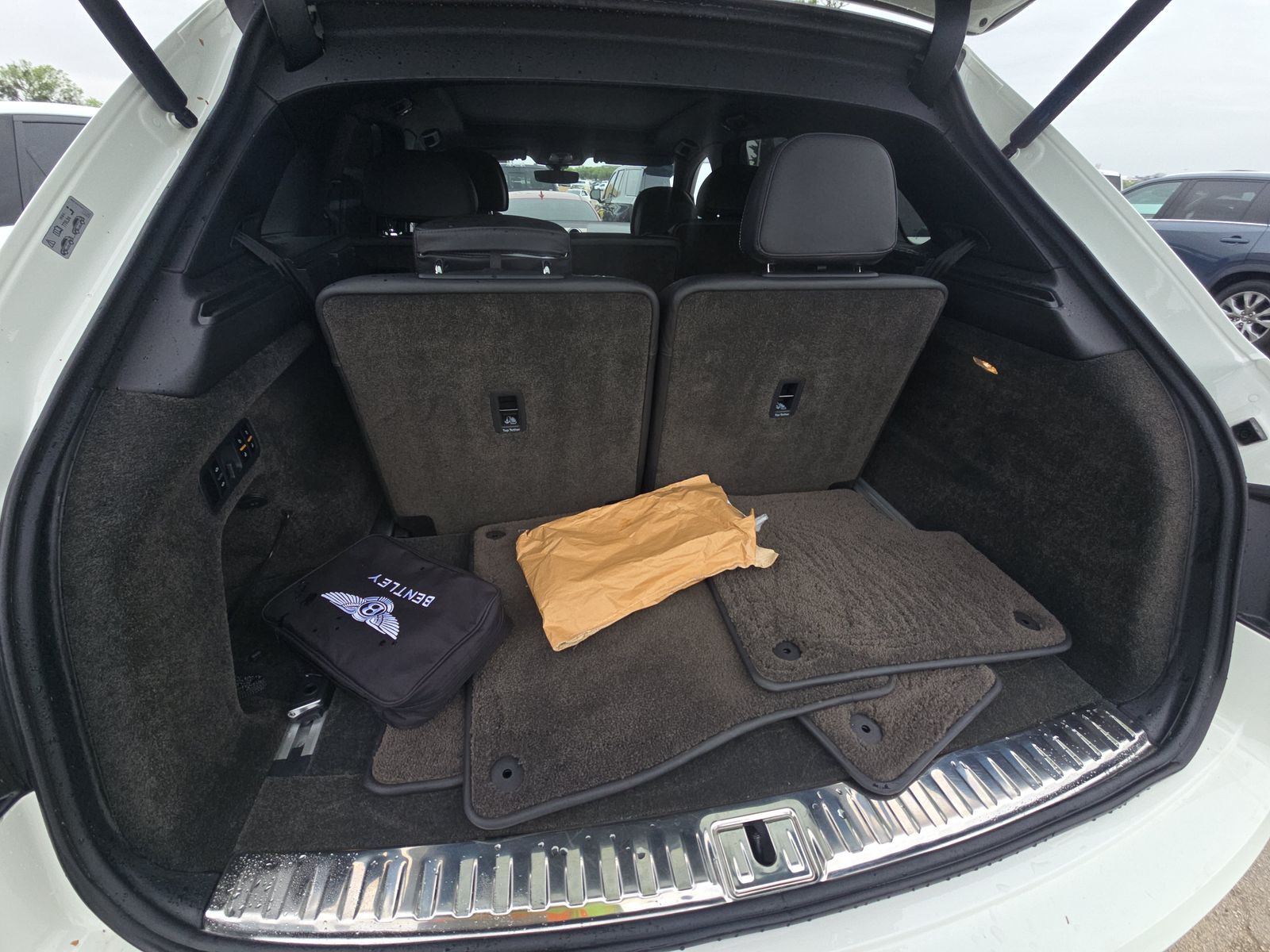 2018 Bentley Bentayga W12 Signature AWD