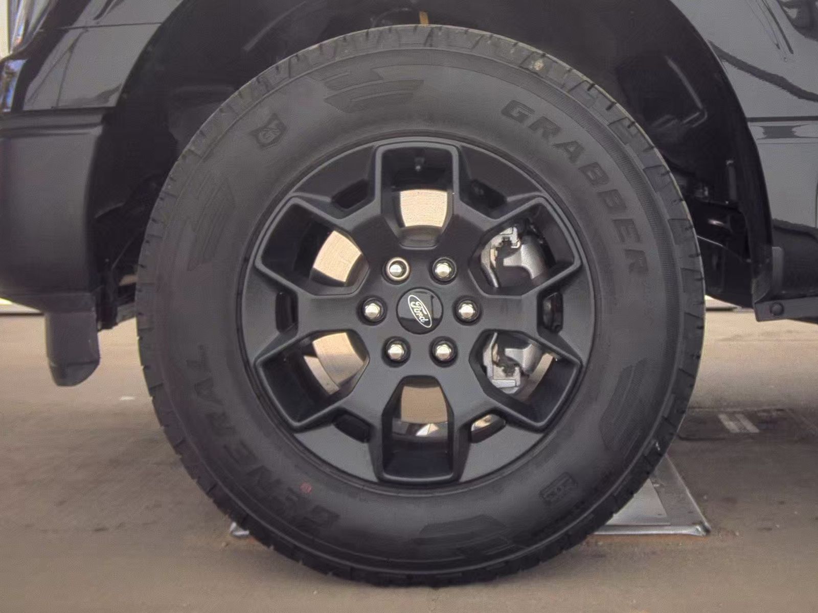 2023 Ford F-150 XL AWD