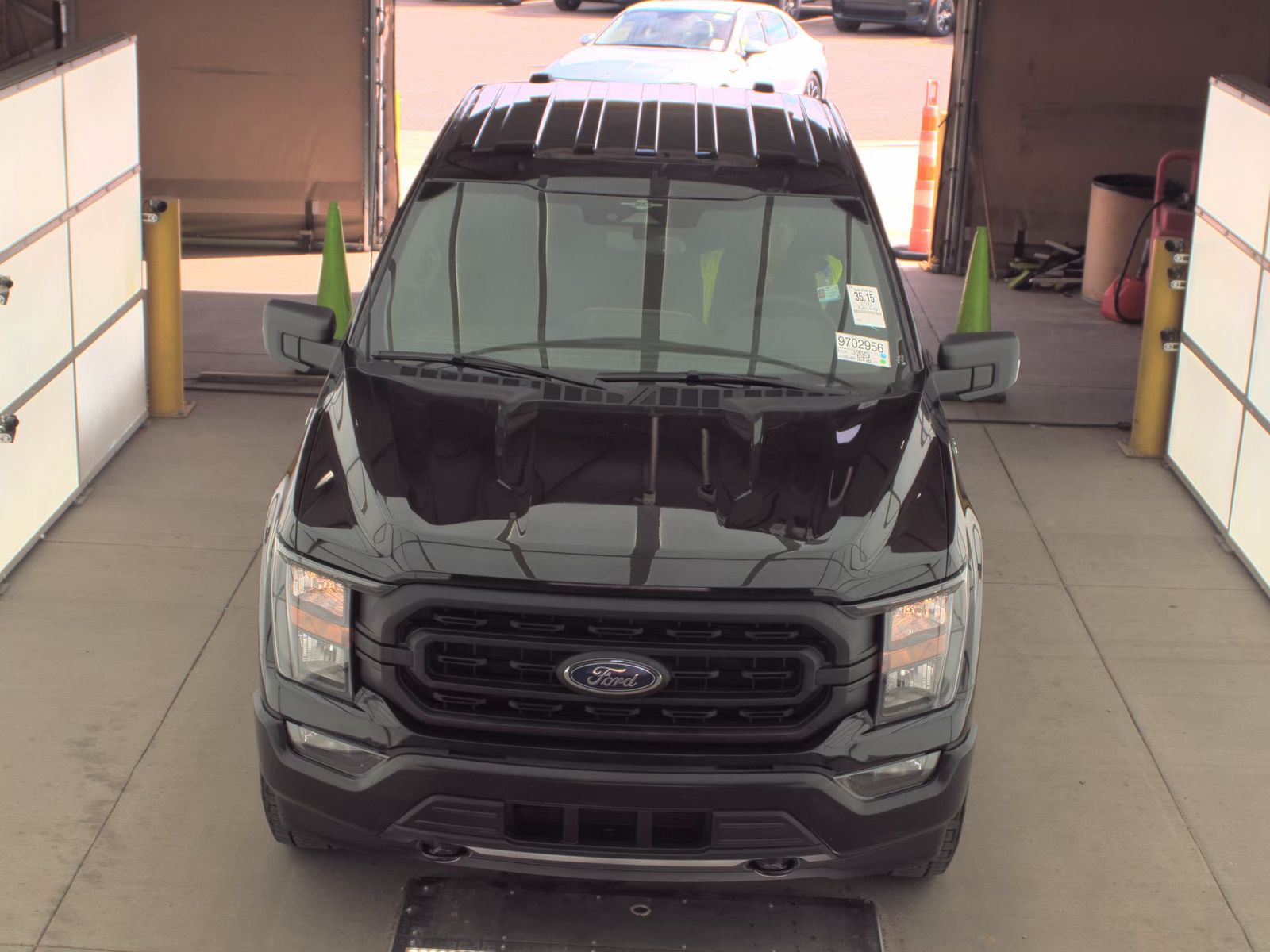 2023 Ford F-150 XL AWD