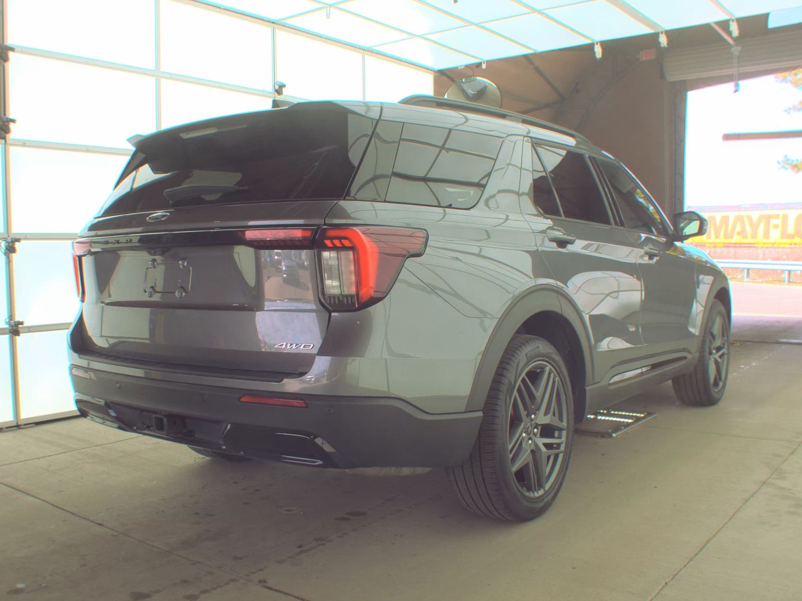 2025 Ford Explorer ST-Line AWD