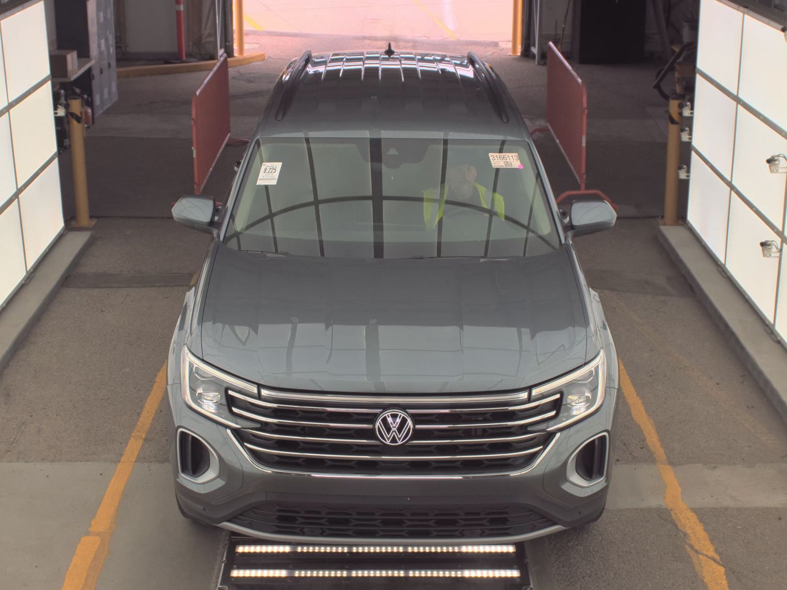 2024 Volkswagen Atlas 2.0T SE FWD