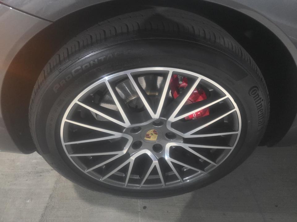 2021 Porsche Cayenne GTS AWD