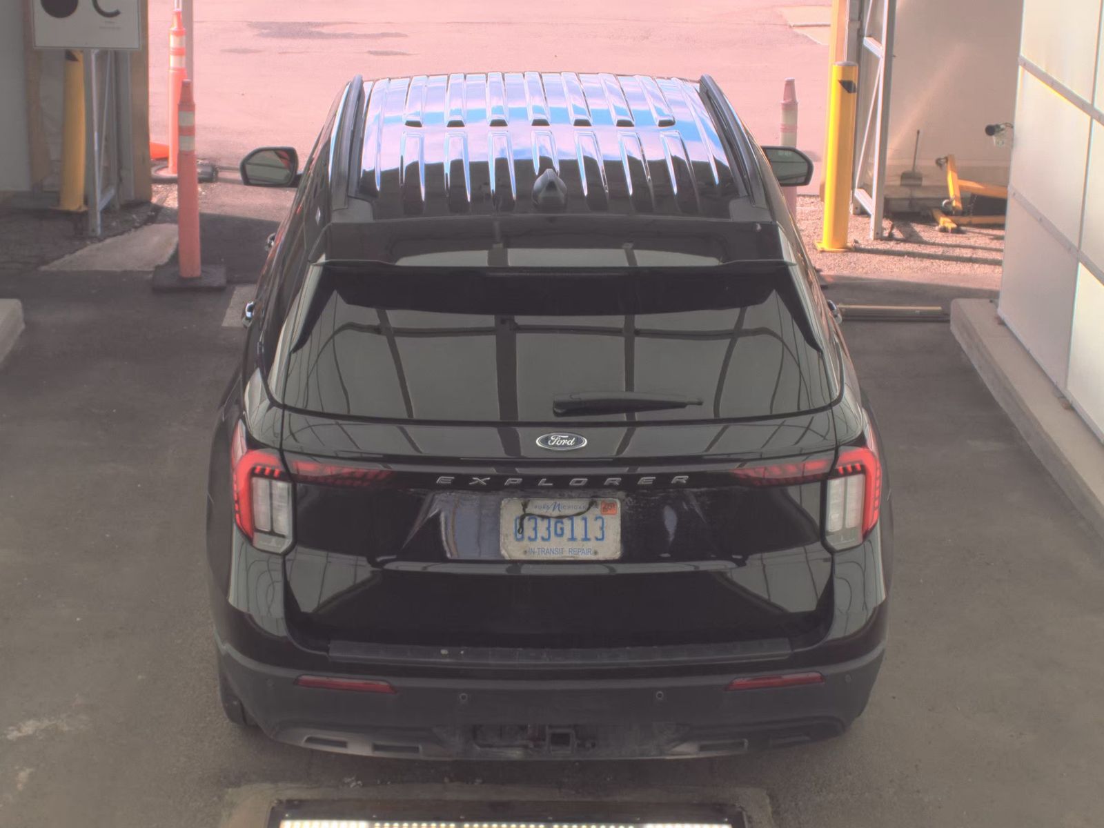 2025 Ford Explorer Active RWD