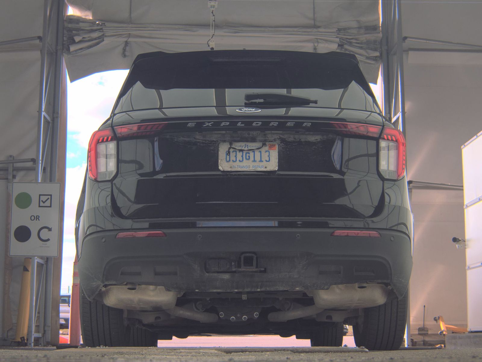 2025 Ford Explorer Active RWD