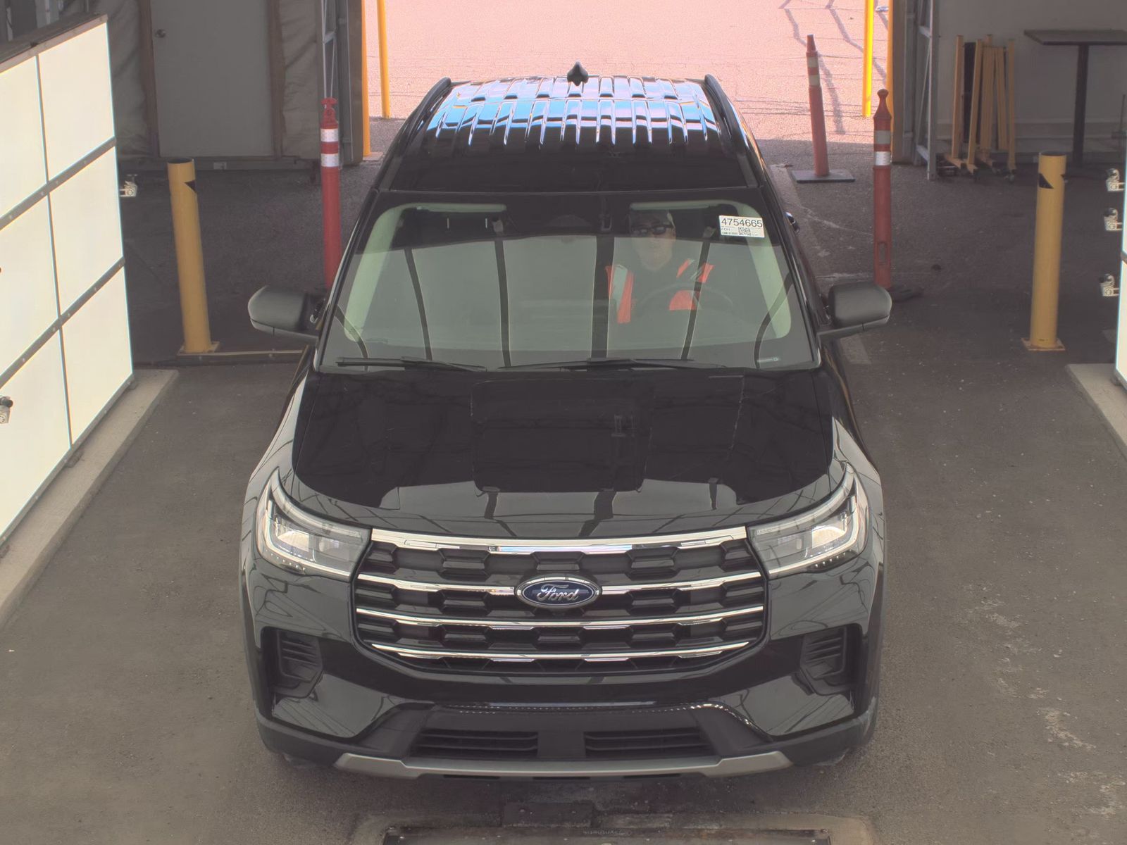 2025 Ford Explorer Active RWD