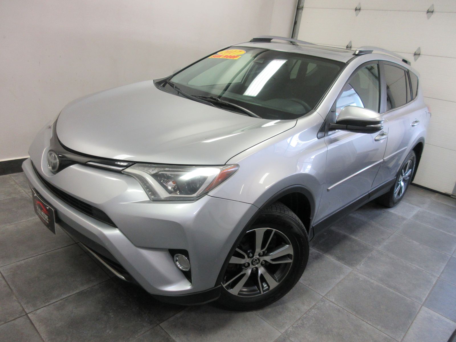 2017 Toyota RAV4 XLE AWD