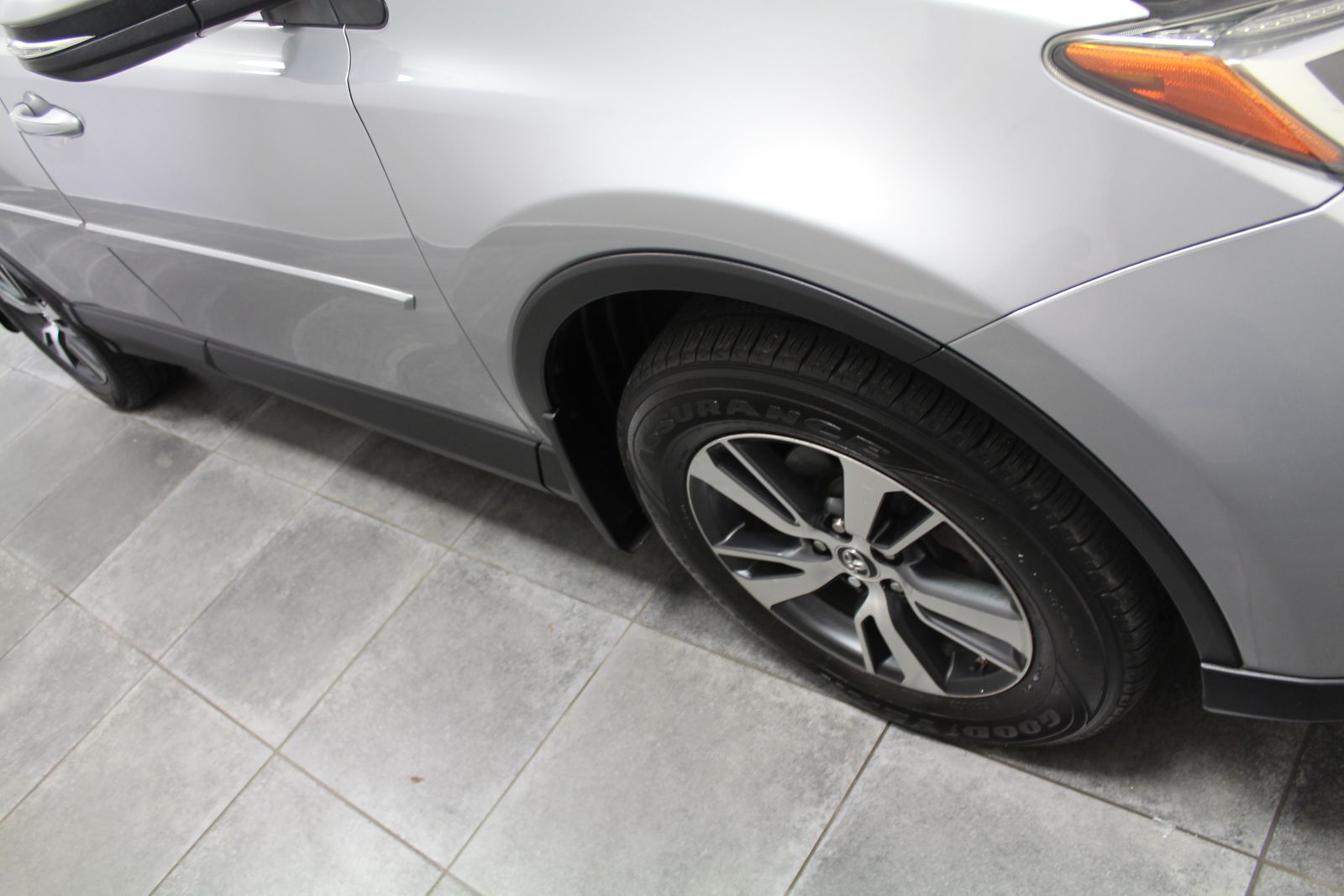 2017 Toyota RAV4 XLE AWD