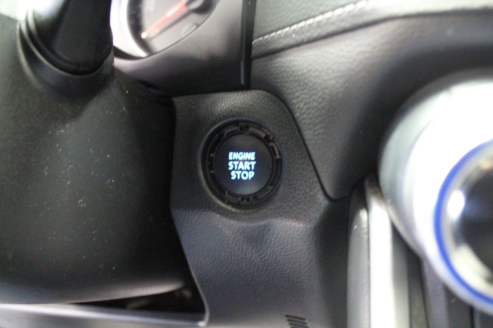 2020 Toyota RAV4 XLE AWD